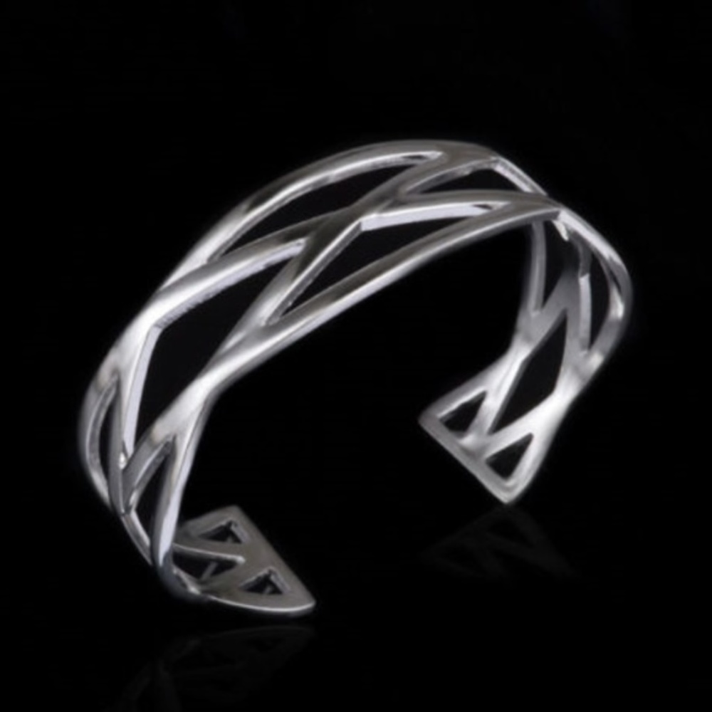 Beautiful Solid Sterling Silver Bracelet
